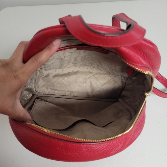 Michael Kors Abbey Medium Pebbled Leather Backpack. - Picture 10 of 16